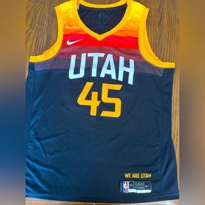 🔥Nike Mens Utah Jazz Donovan Mitchell #45 Swingman Jersey